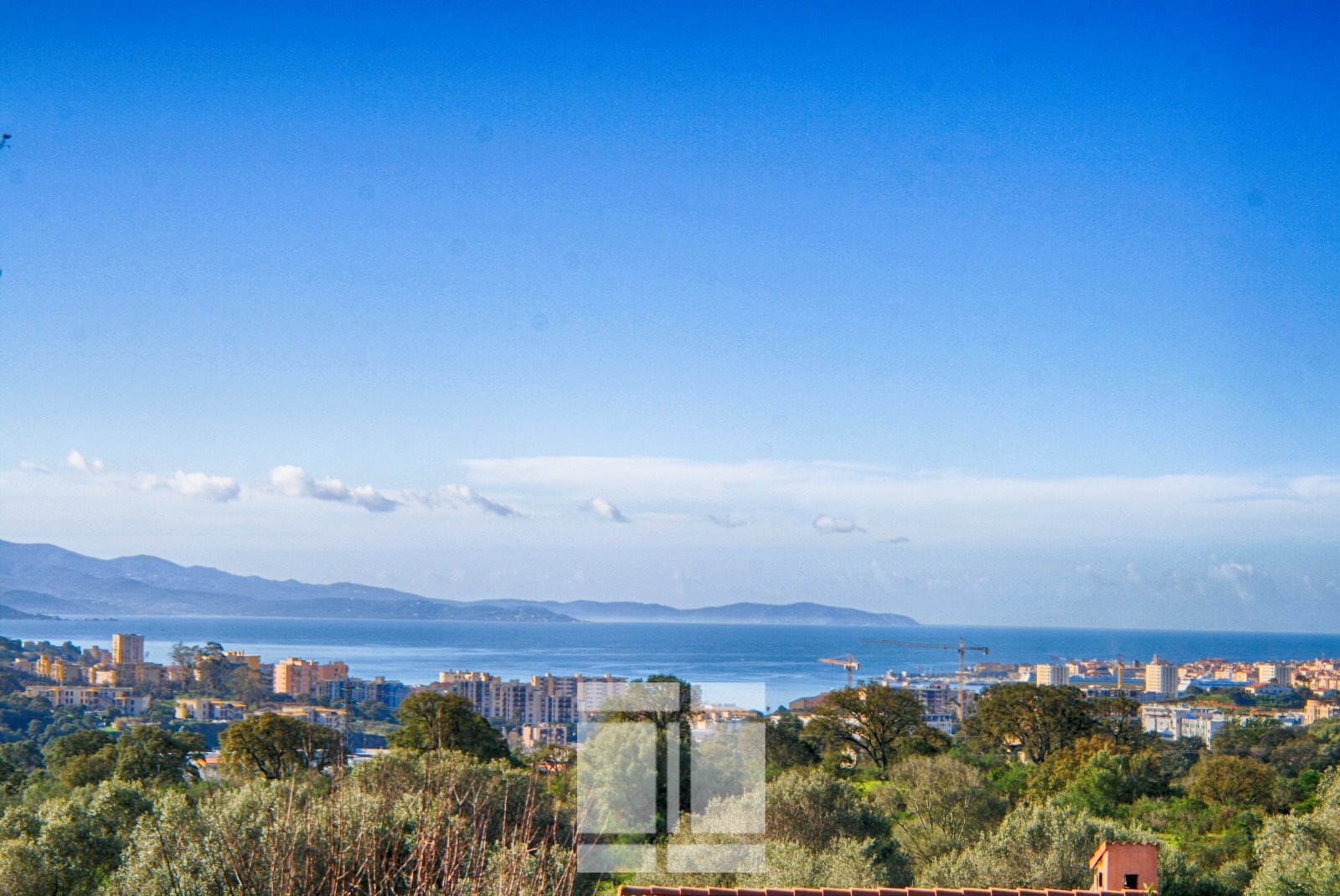 VILLA F5 VUE SUR LE GOLFE
