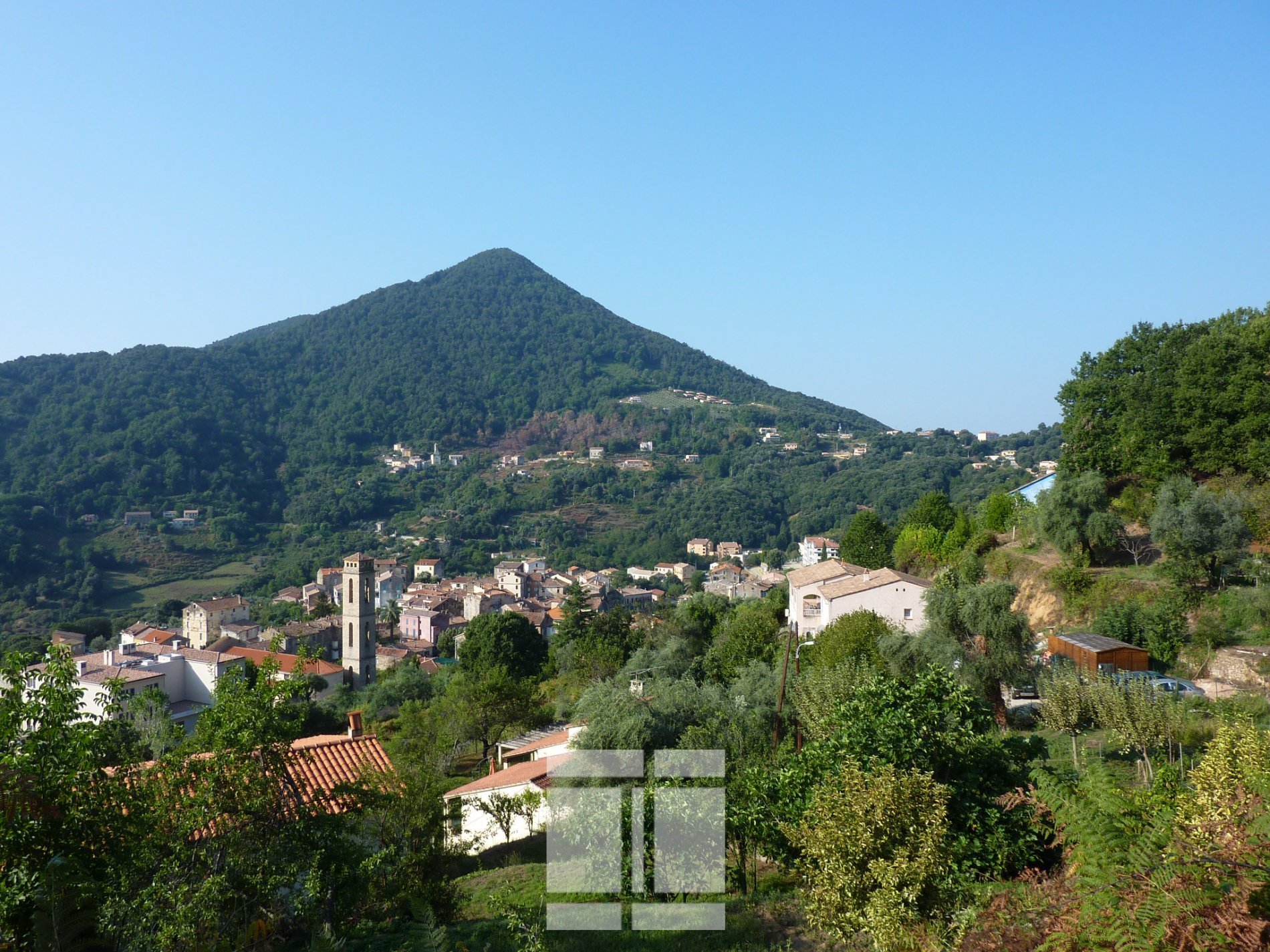 TERRAIN CONSTRUCTIBLE A VICO