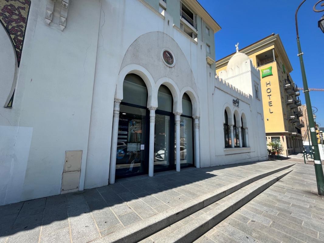 BUREAU ESPACE ALBAN AJACCIO