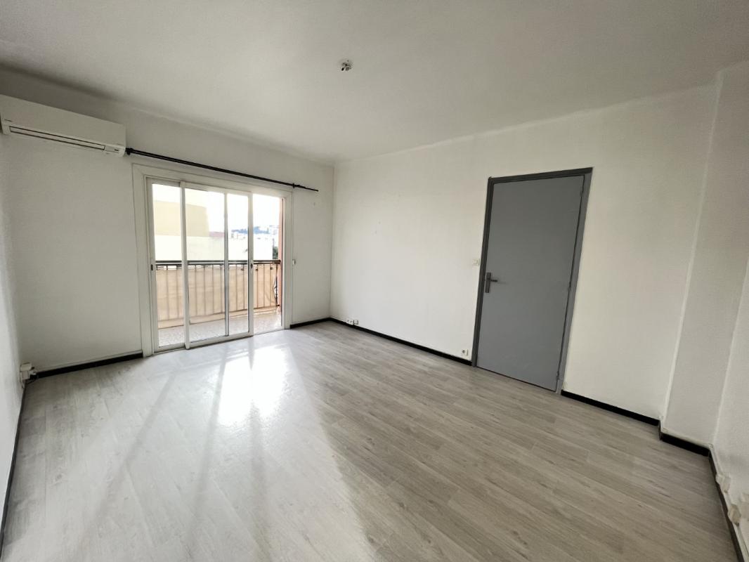 APPARTEMENT F2 LE CONSTELLATION B2