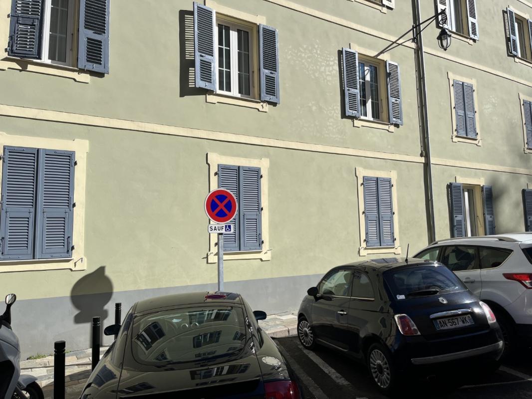 F1 5 RUE COMTE BACCIOCHI AJACCIO