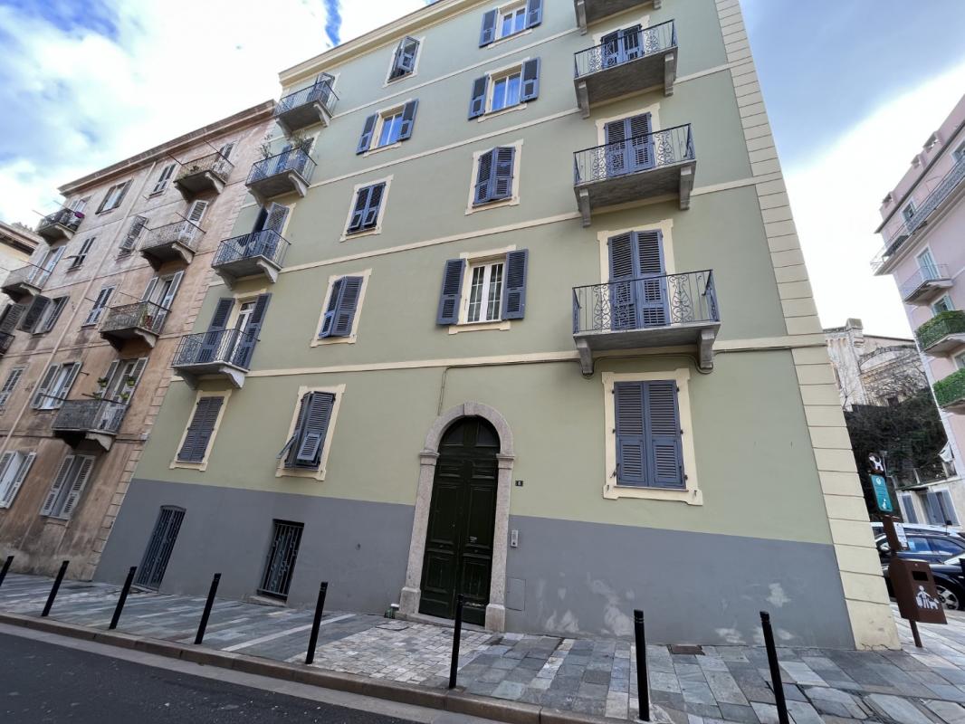 F1 5 RUE COMTE BACCIOCHI AJACCIO