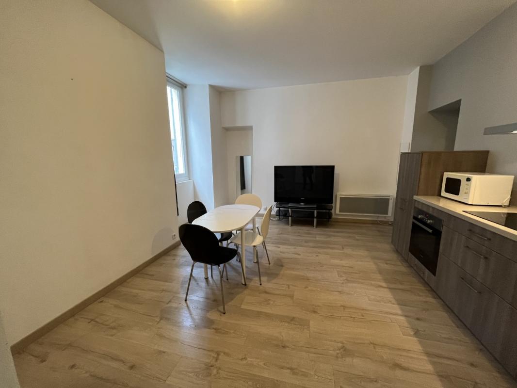 F1 5 RUE COMTE BACCIOCHI AJACCIO