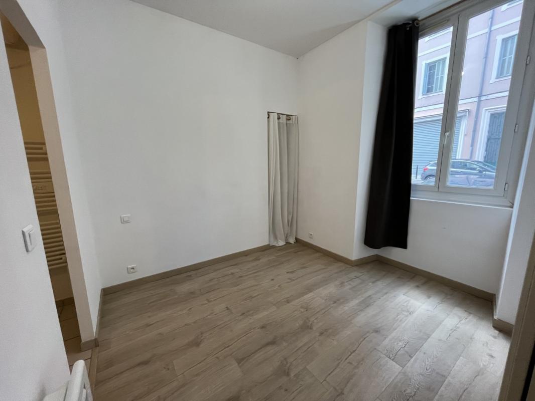 F1 5 RUE COMTE BACCIOCHI AJACCIO