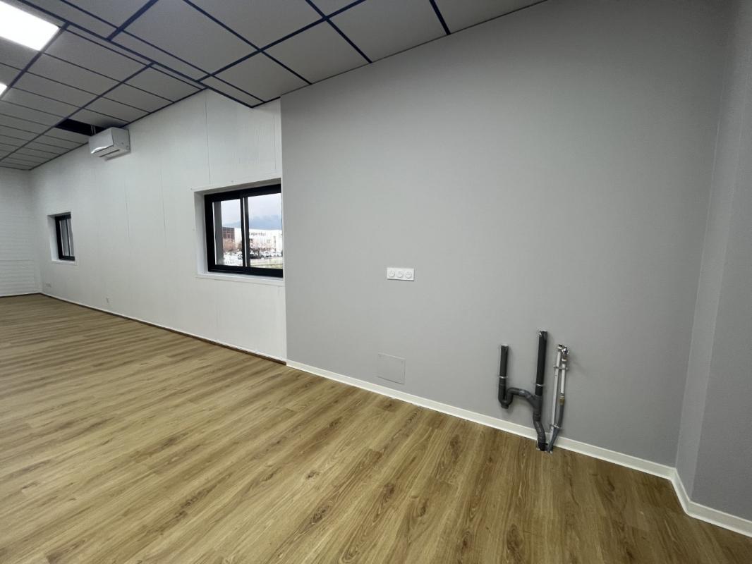 Local commercial/professionnel neuf