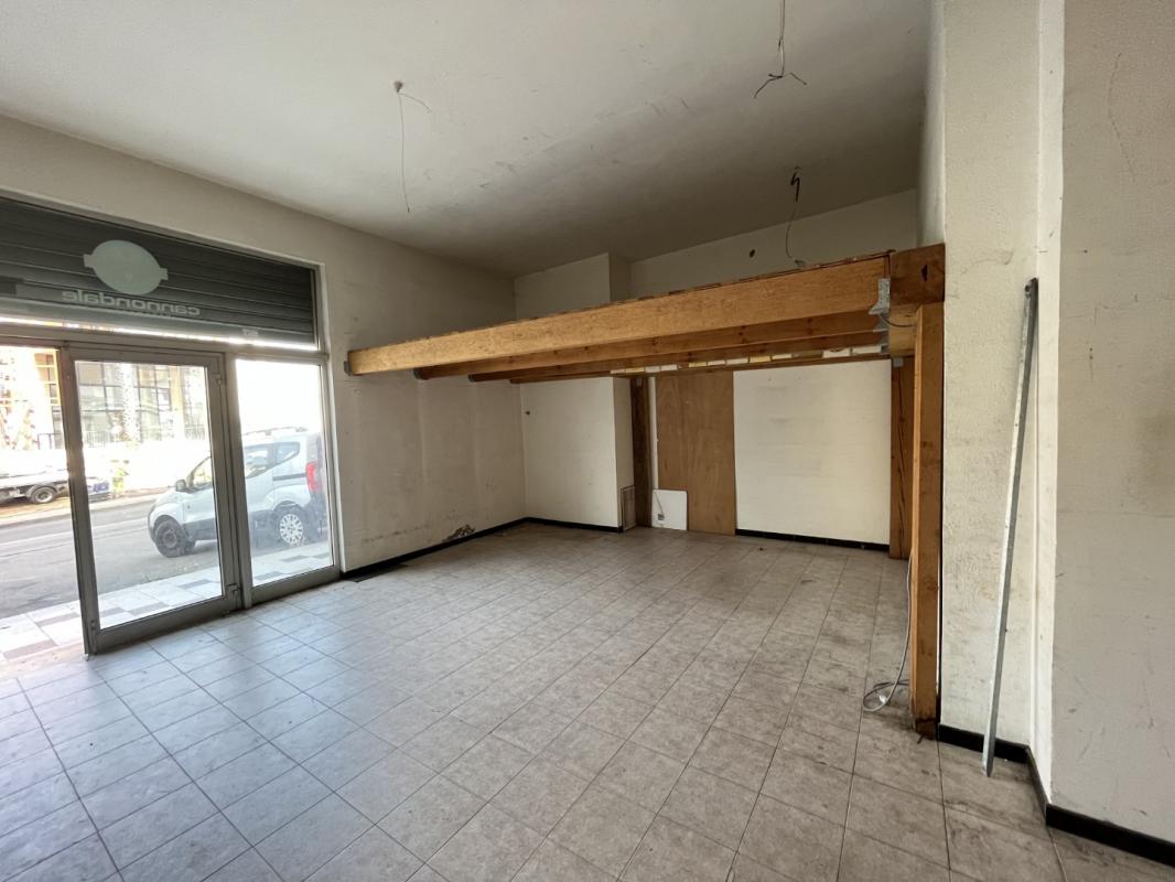 LOCAL COMMERCIAL RCE EUROPA AVE NOL FRANCHINI AJACCIO