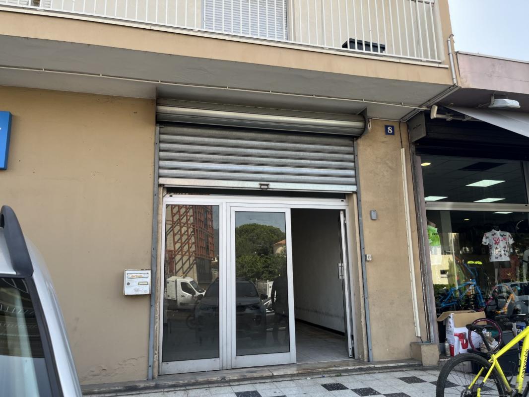 LOCAL COMMERCIAL RCE EUROPA AVE NOL FRANCHINI AJACCIO