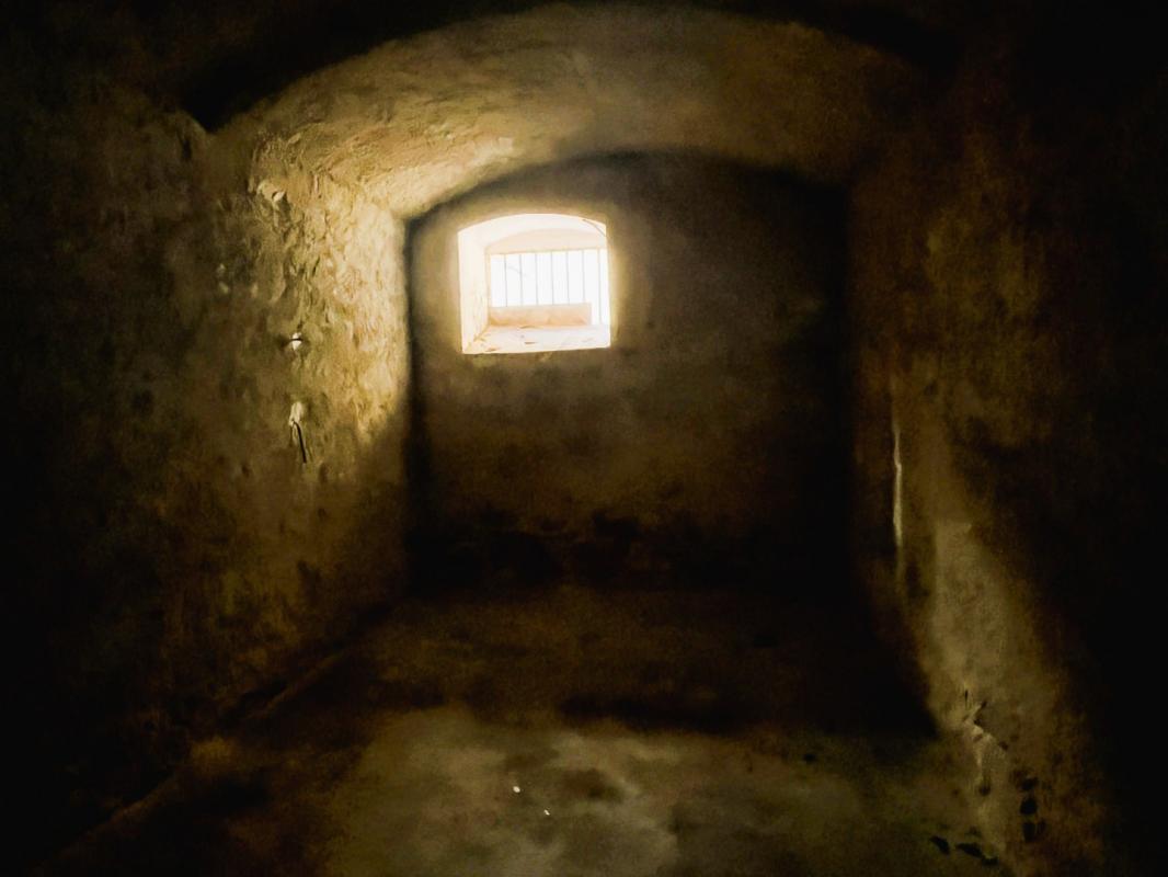 F7 8 RUE CAPITAINE LIVRELLI AJACCIO