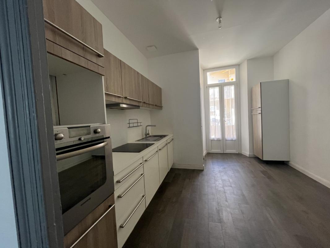 F7 8 RUE CAPITAINE LIVRELLI AJACCIO