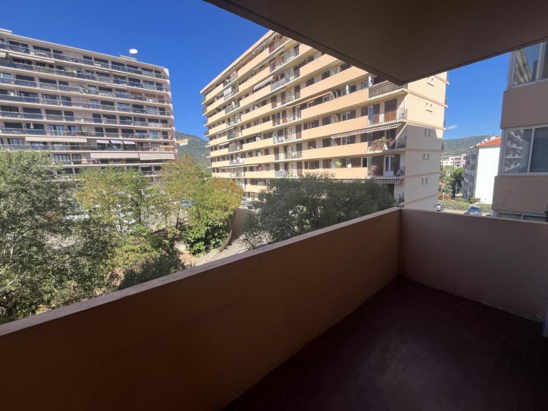 F4 RCE LA GRAVONA BT C1  RUE DES ROMARINS AJACCIO