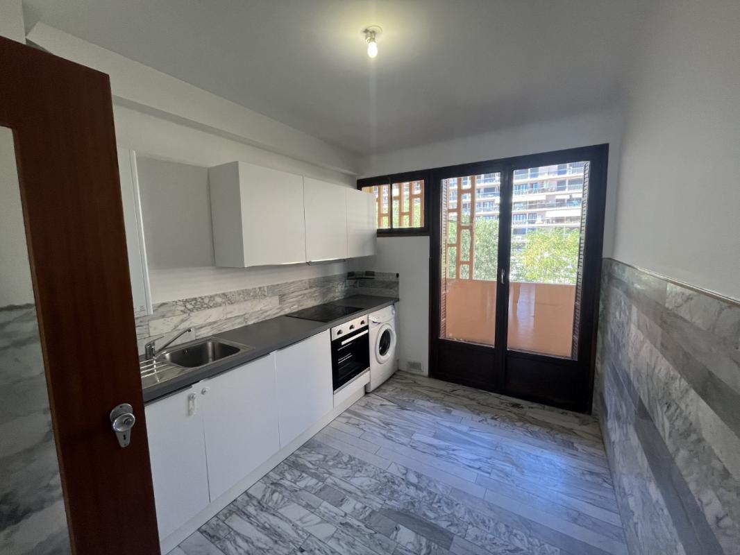 F4 RCE LA GRAVONA BT C1  RUE DES ROMARINS AJACCIO