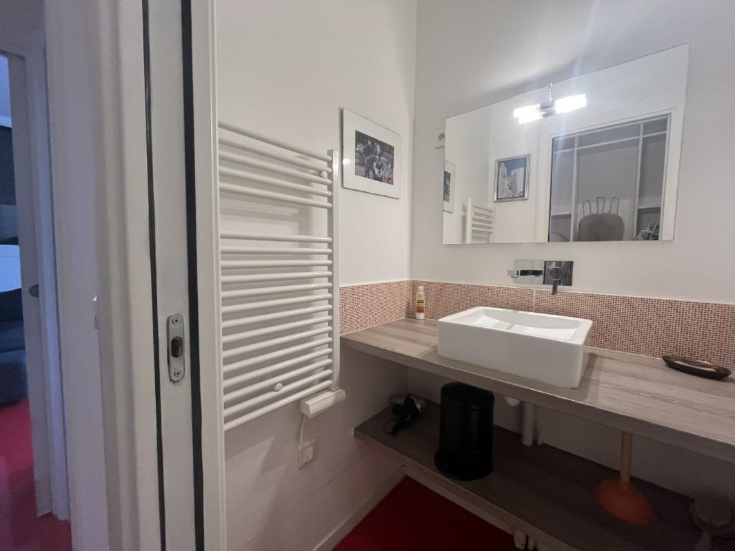 F2 MEUBLE 2 RUE COMTE BACCIOCHI AJACCIO