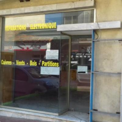 local commercial à louer