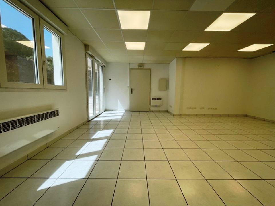 Location divers à Bastia