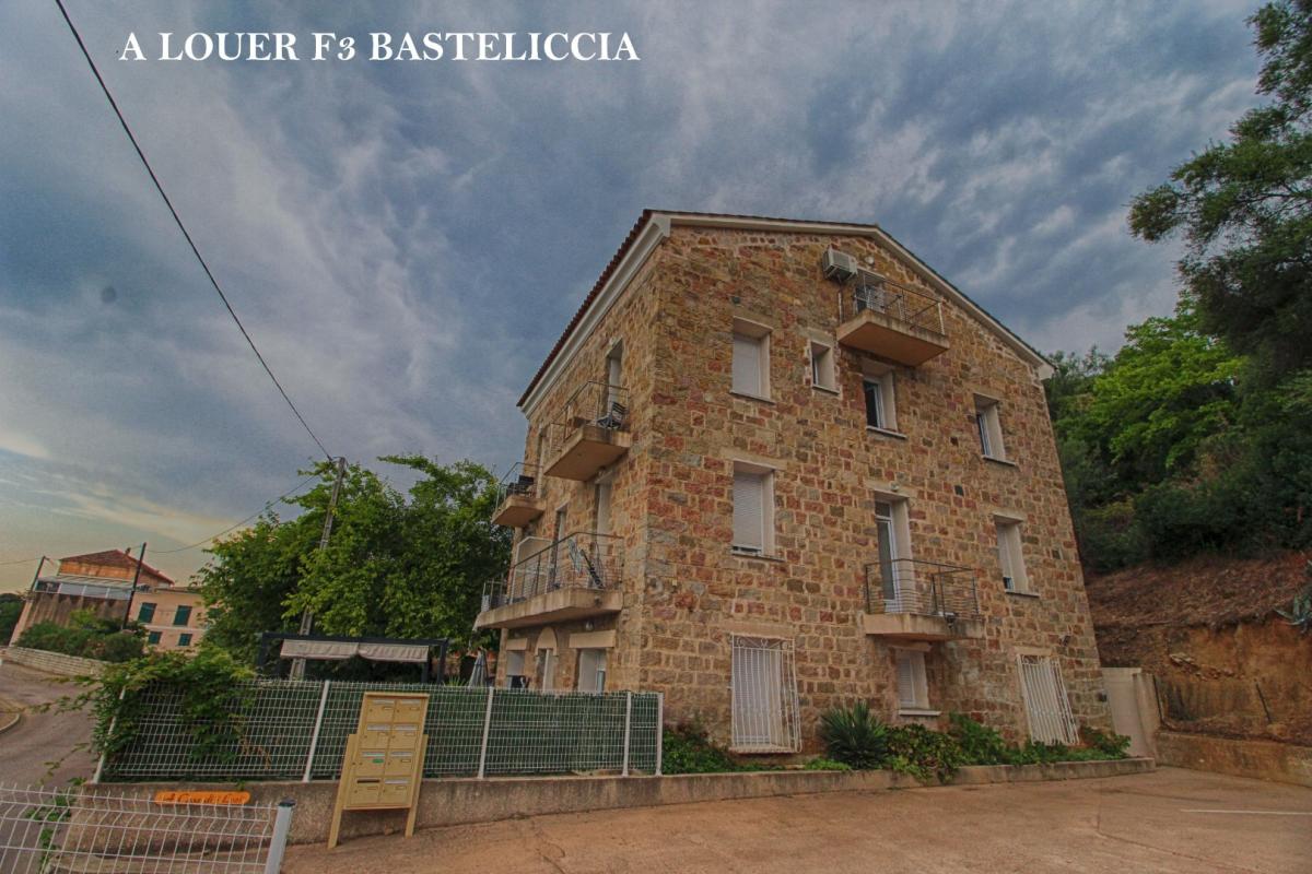 F3 CASA DI LOZI BASTELICACCIA