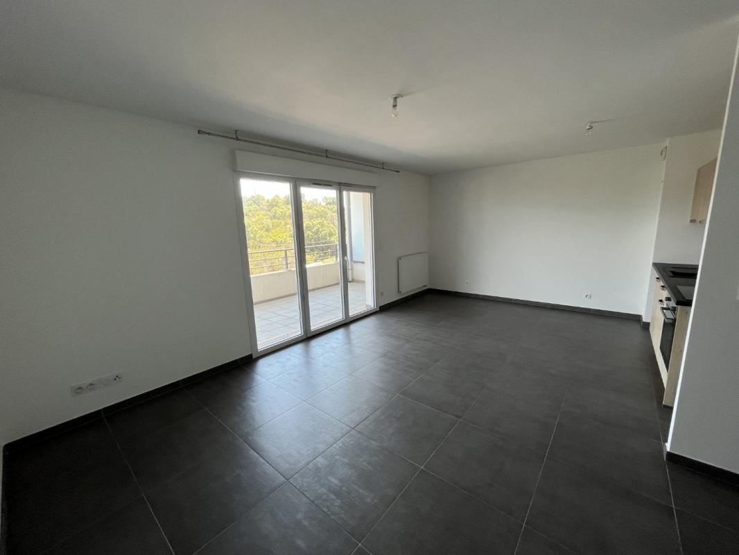F2 RESIDENCE DU STILETTO BT F AJACCIO