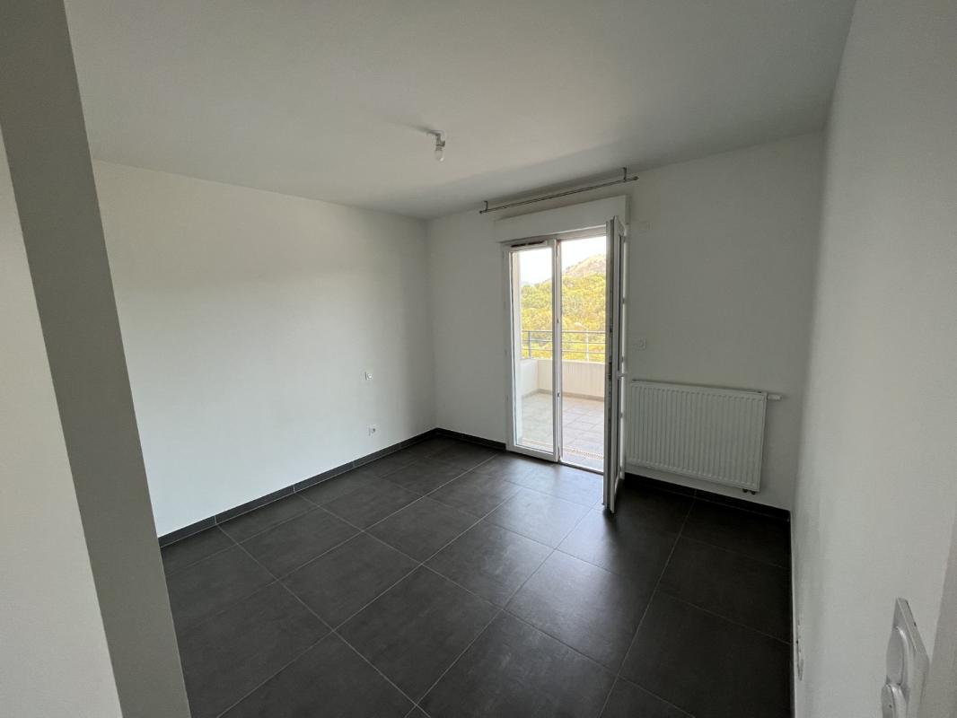 F2 RESIDENCE DU STILETTO BT F AJACCIO