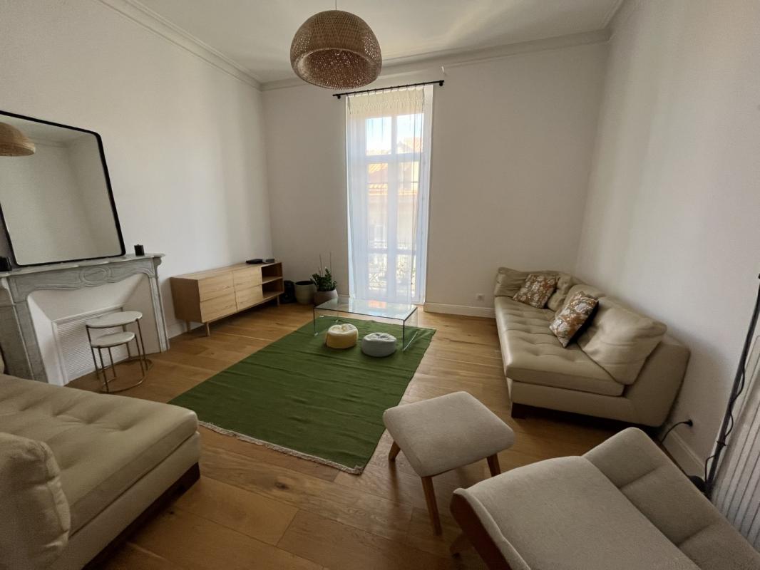 F4 MEUBLE 3 RUE CAPITAINE LIVRELLI AJACCIO