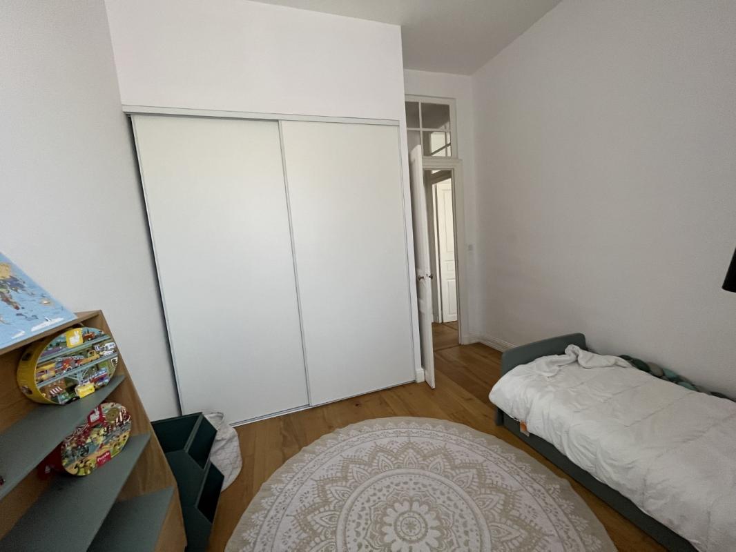 F4 MEUBLE 3 RUE CAPITAINE LIVRELLI AJACCIO