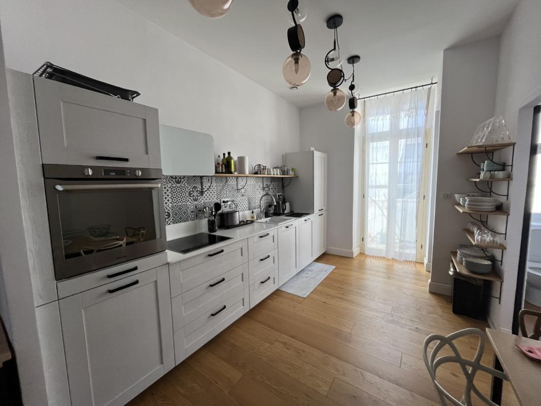 F4 MEUBLE 3 RUE CAPITAINE LIVRELLI AJACCIO