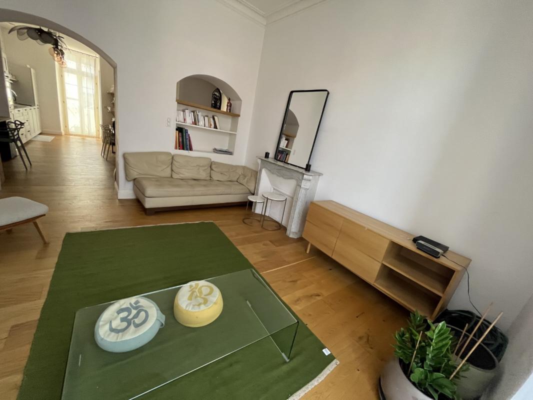 F4 MEUBLE 3 RUE CAPITAINE LIVRELLI AJACCIO