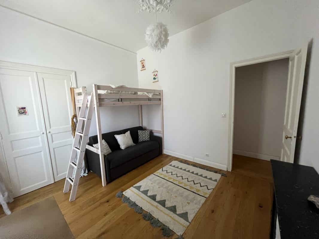 F4 MEUBLE 3 RUE CAPITAINE LIVRELLI AJACCIO
