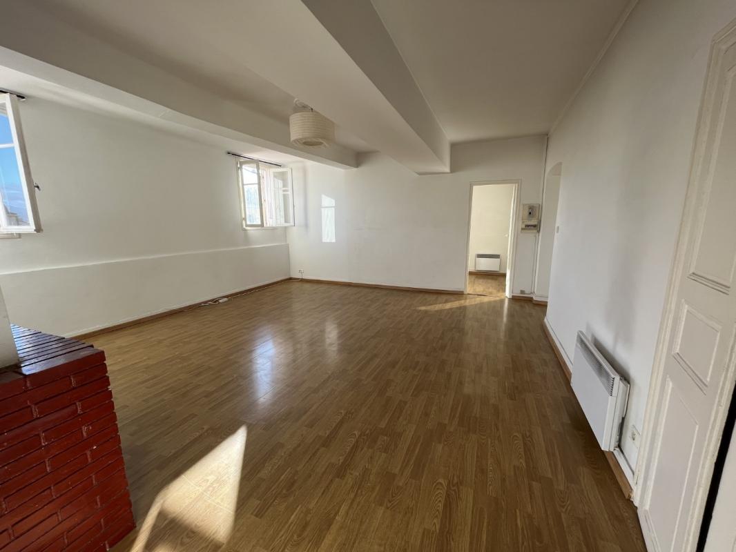 F3 6 RUE EMMANUEL ARENE AJACCIO