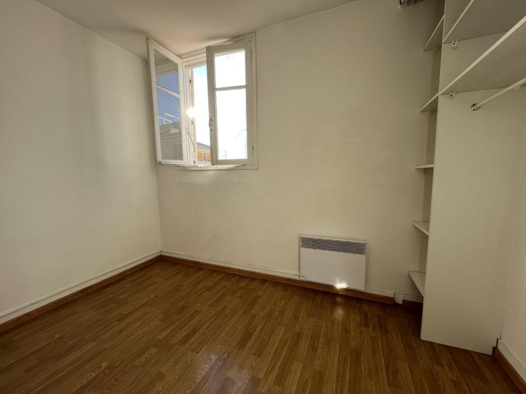 F3 6 RUE EMMANUEL ARENE AJACCIO