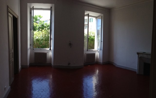 F5 6 RUE SERGENT CASALONGA AJACCIO