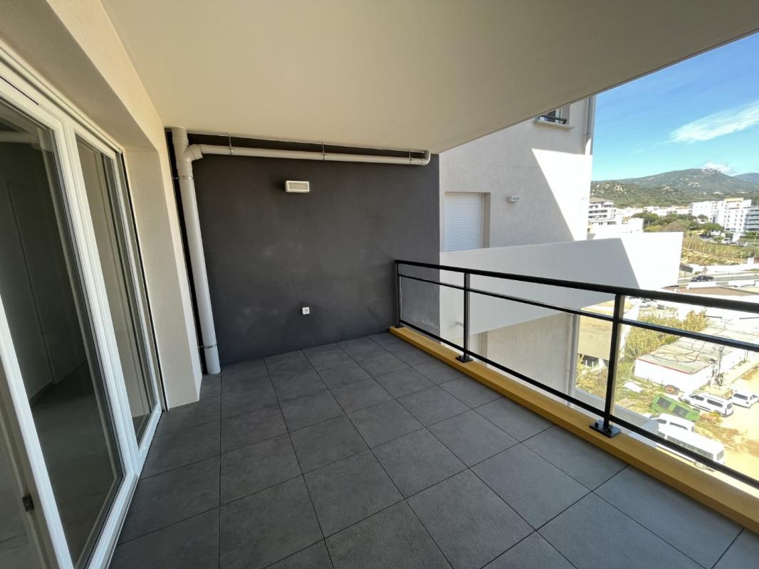 F3 TERRASSES DE BODICCIONE BT F BD LOUIS CAMPI AJACCIO