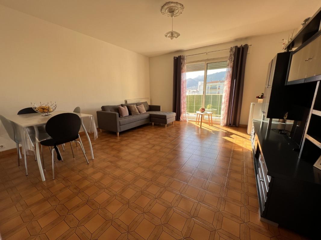 F3 RESIDENCE EUROPA