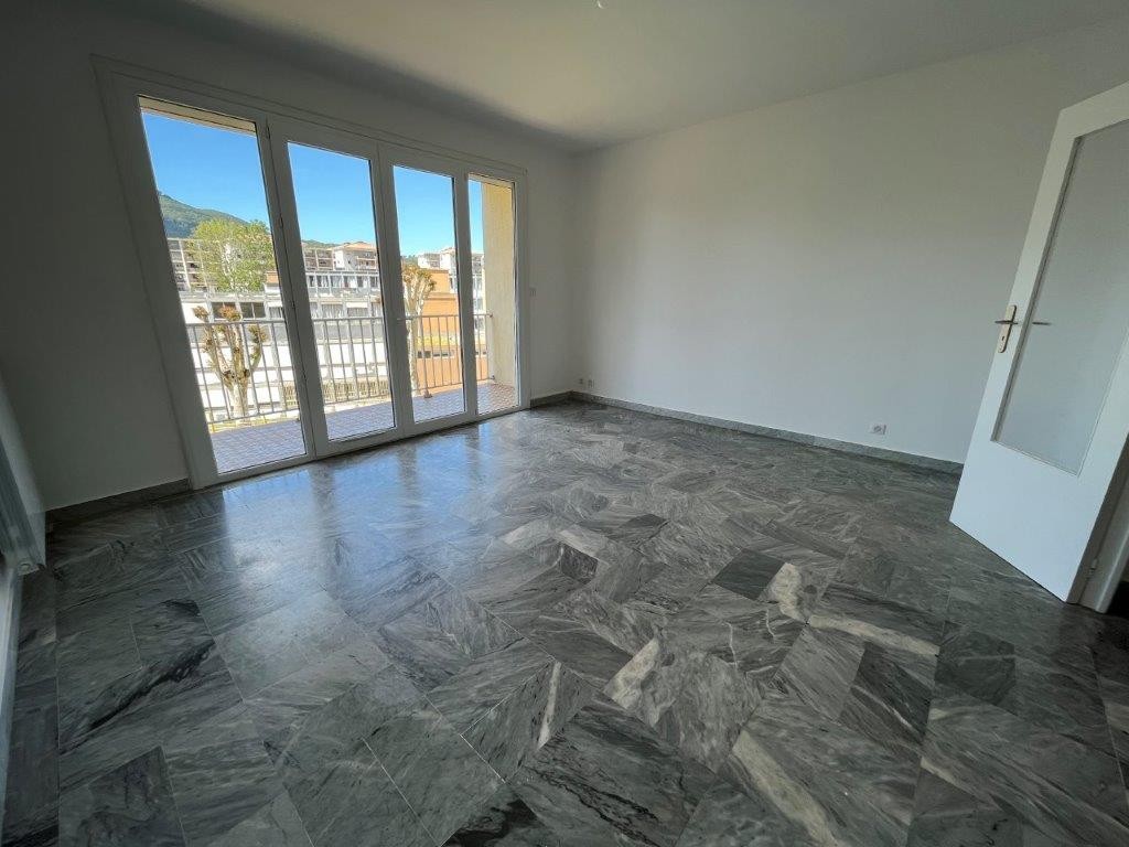 F4 RESIDENCE LYAUTEY - FINOSELLO