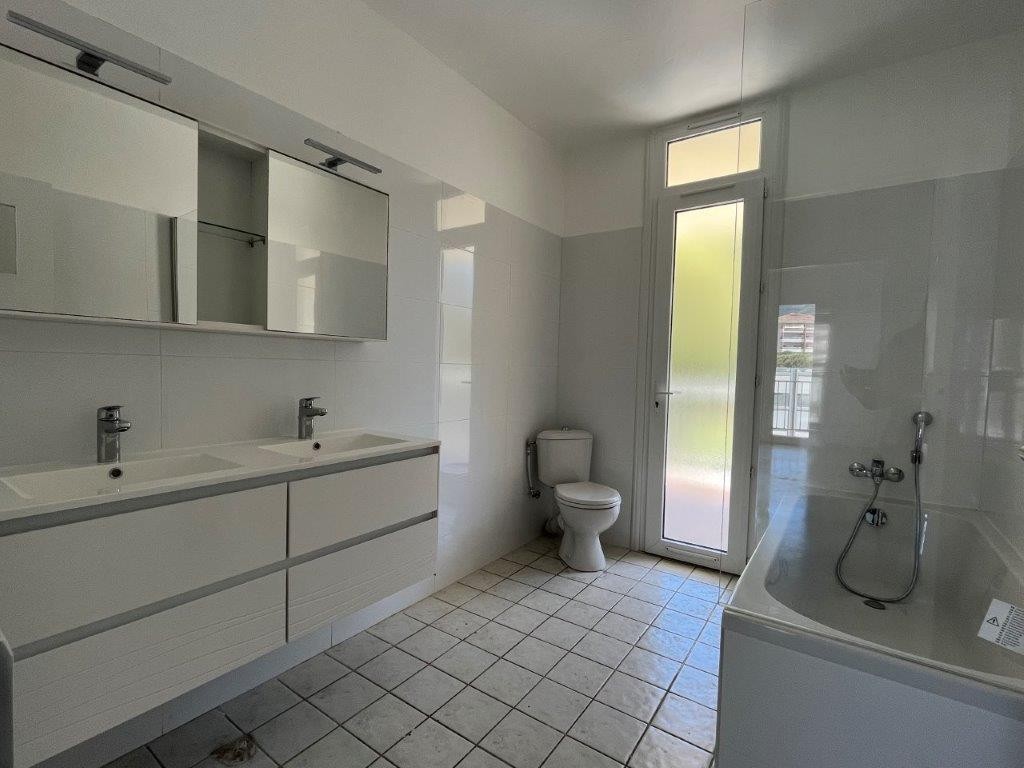 F4 RESIDENCE LYAUTEY - FINOSELLO