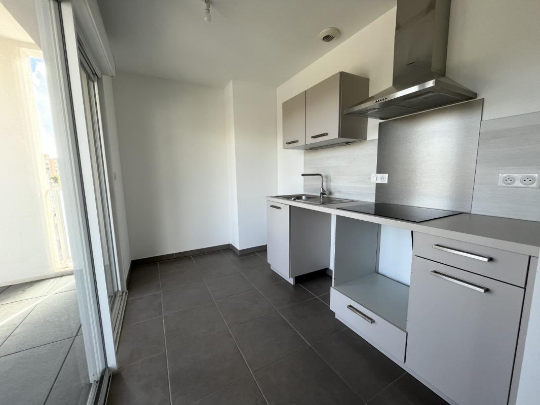 F3 RESIDENCE LA PALMERAIE BT B LA ROCADE AJACCIO