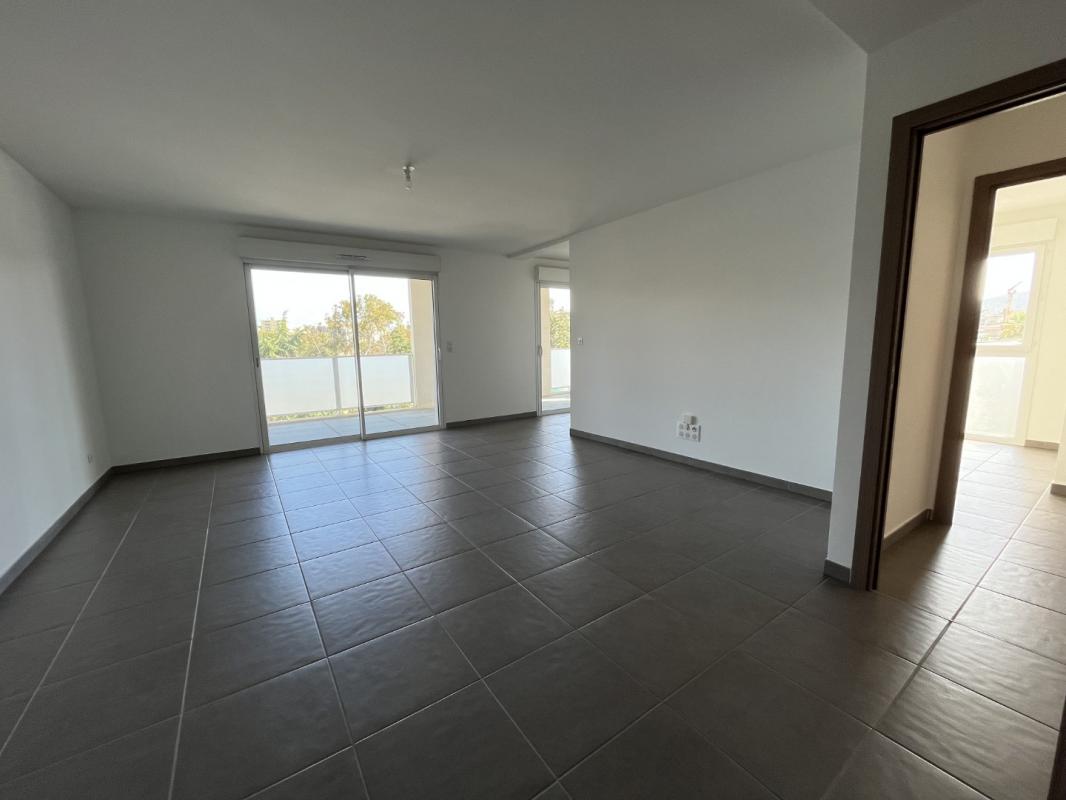 F3 RESIDENCE LA PALMERAIE BT B LA ROCADE AJACCIO