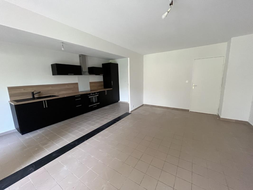 F5 RCE PETRA DI MARE II AVE MARECHAL JUIN AJACCIO