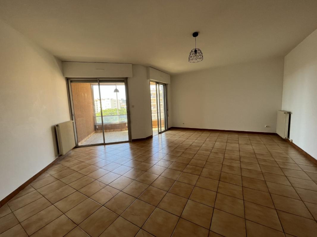 F4 RESIDENCE EMPIRE BT C AVENUE MARECHAL LYAUTEY AJACCIO