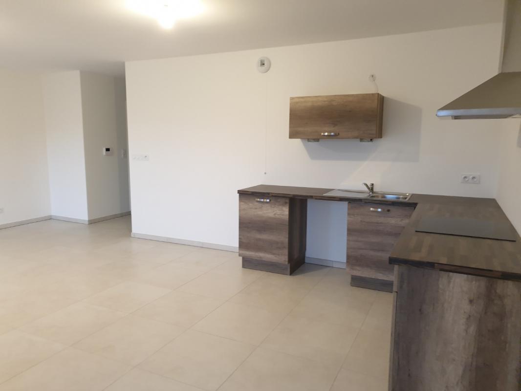F3 RCE CARRE DE BODICCIONE J2 AVENUE MARECHAL JUIN AJACCIO