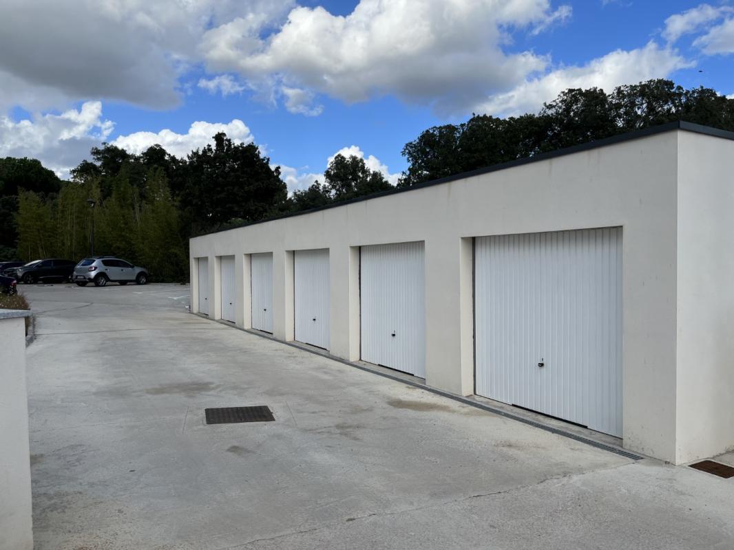 Garage Porticcio: Enhance Your Garage with Stylish Covered Storage