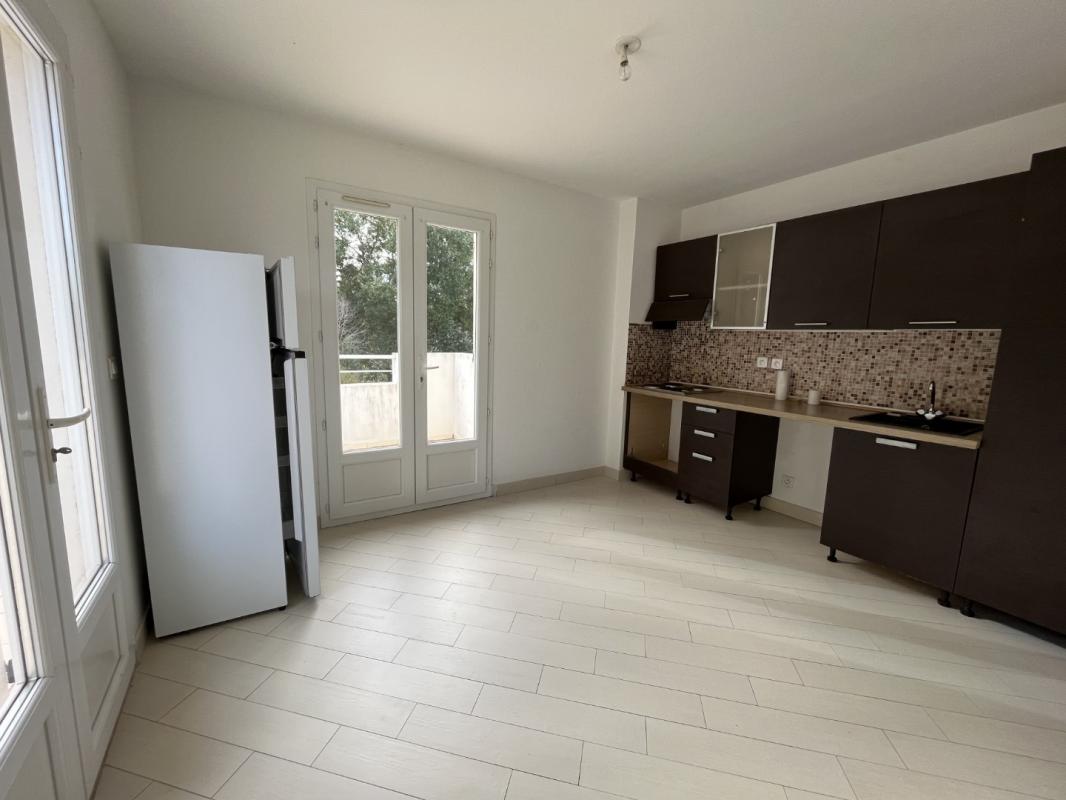 Appartement 2 pièces avec grande terrasse