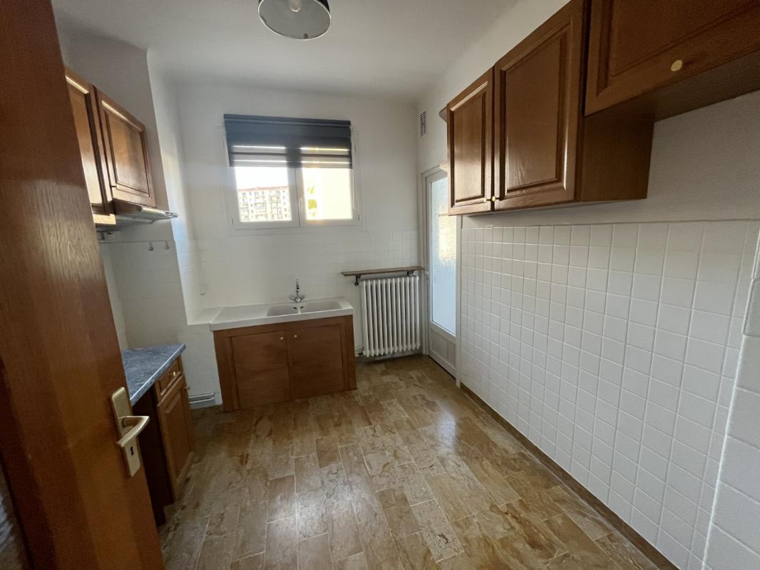 F4 RCE LES AMANDIERS D1 RUE COLONEL BIANCAMARIA AJACCIO