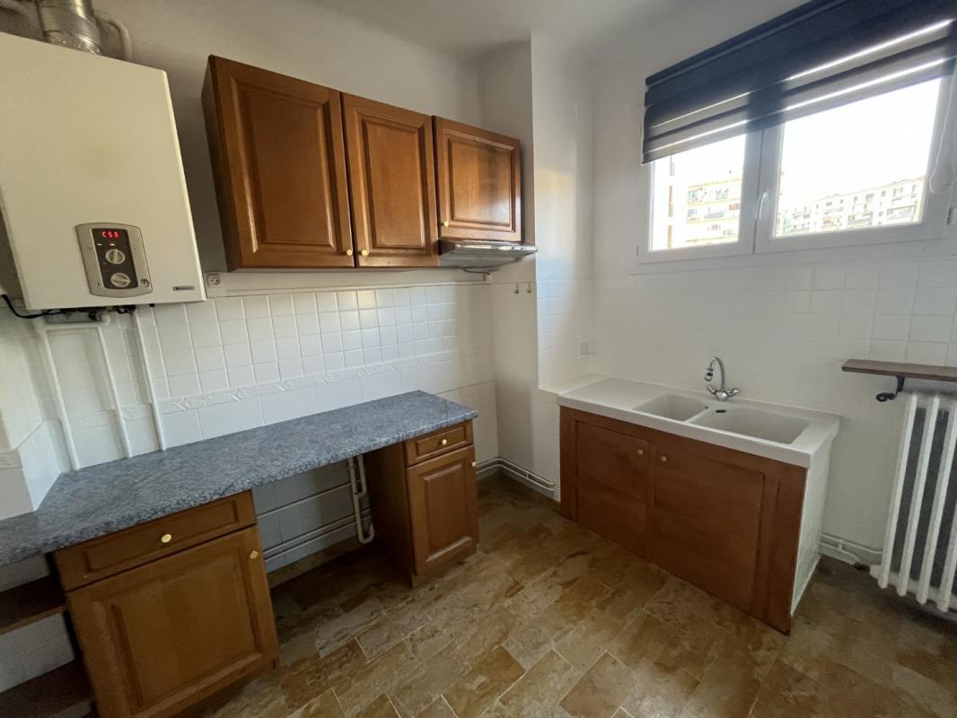 F4 RCE LES AMANDIERS D1 RUE COLONEL BIANCAMARIA AJACCIO