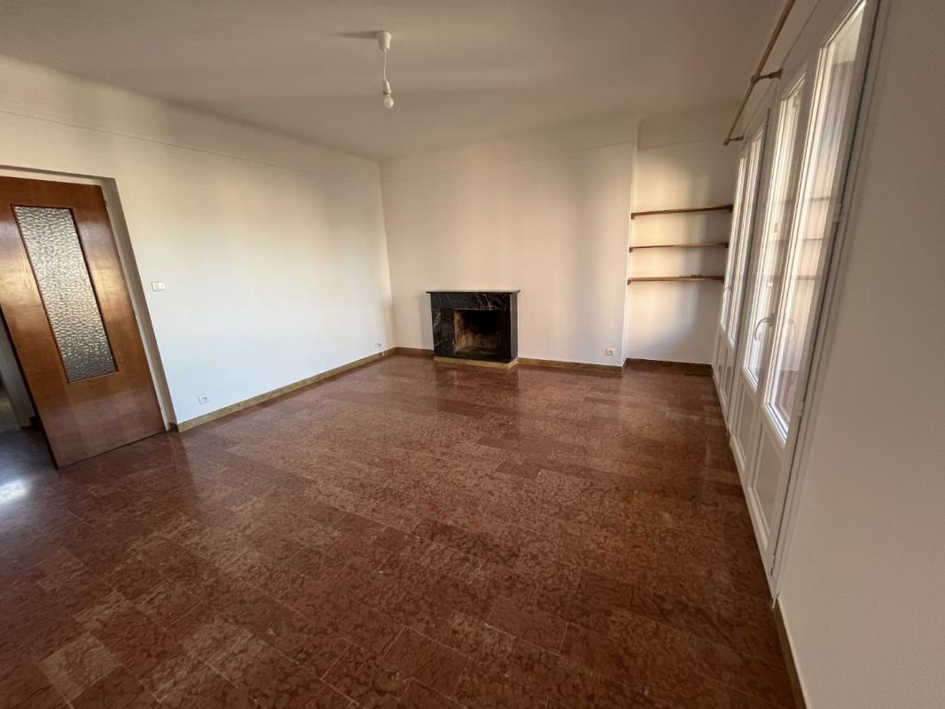 F4 RCE LES AMANDIERS D1 RUE COLONEL BIANCAMARIA AJACCIO