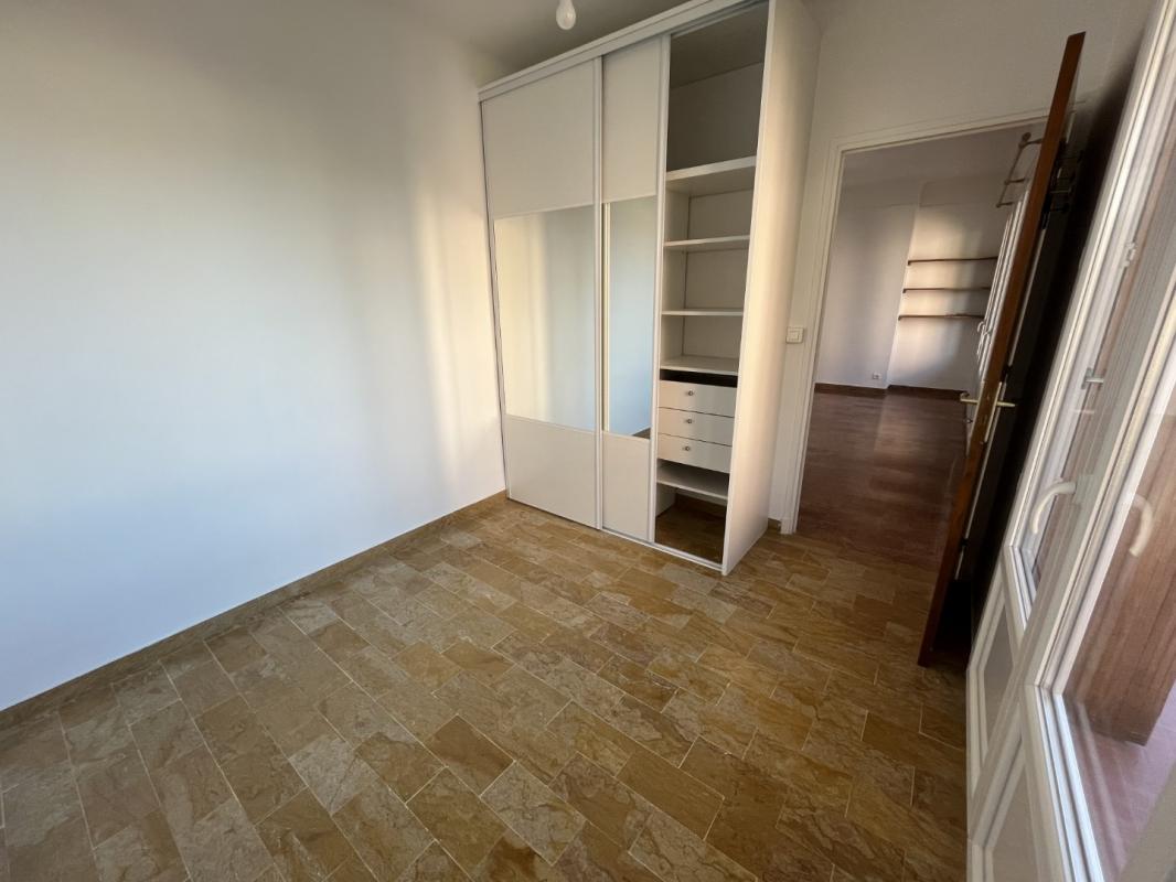 F4 RCE LES AMANDIERS D1 RUE COLONEL BIANCAMARIA AJACCIO