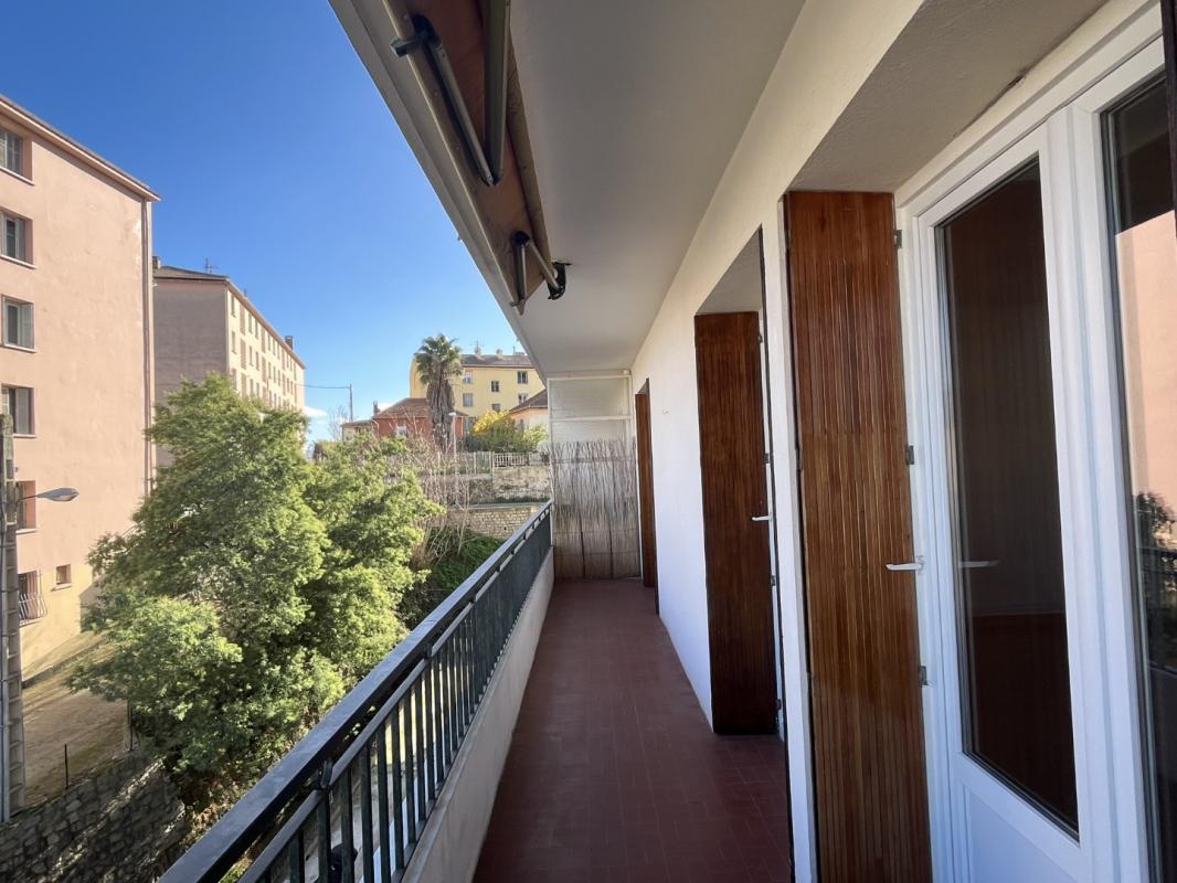 F4 RCE LES AMANDIERS D1 RUE COLONEL BIANCAMARIA AJACCIO