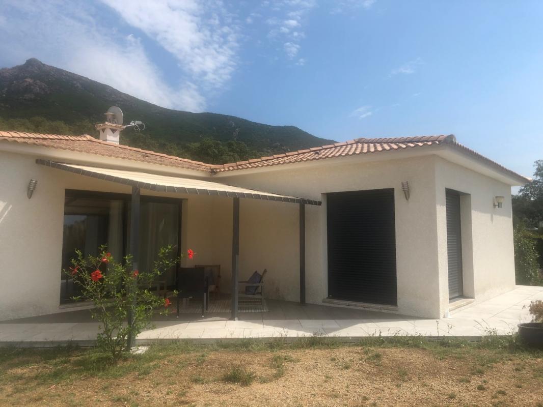 VILLA F4 BASTELICACCIA