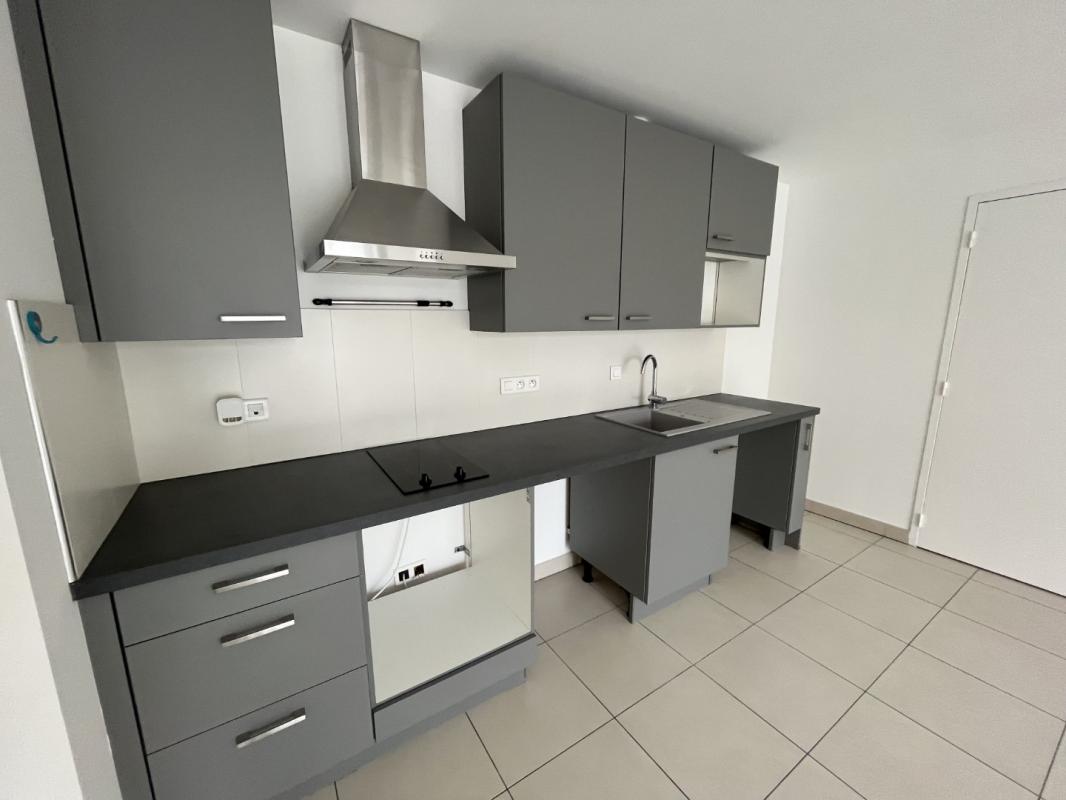 F3 RESIDENCE LES JARDINS DE BODICCIONE BT E BD LOUIS CAMPI AJACCIO