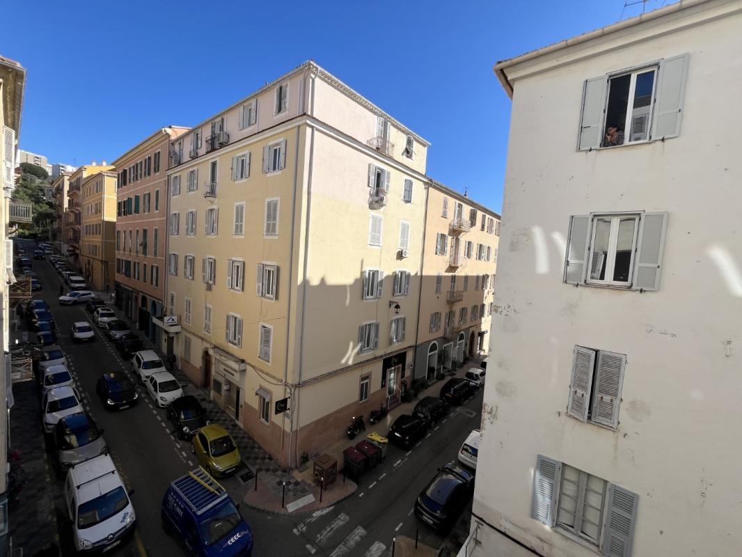 F3 1 RUE MARECHAL ORNANO AJACCIO