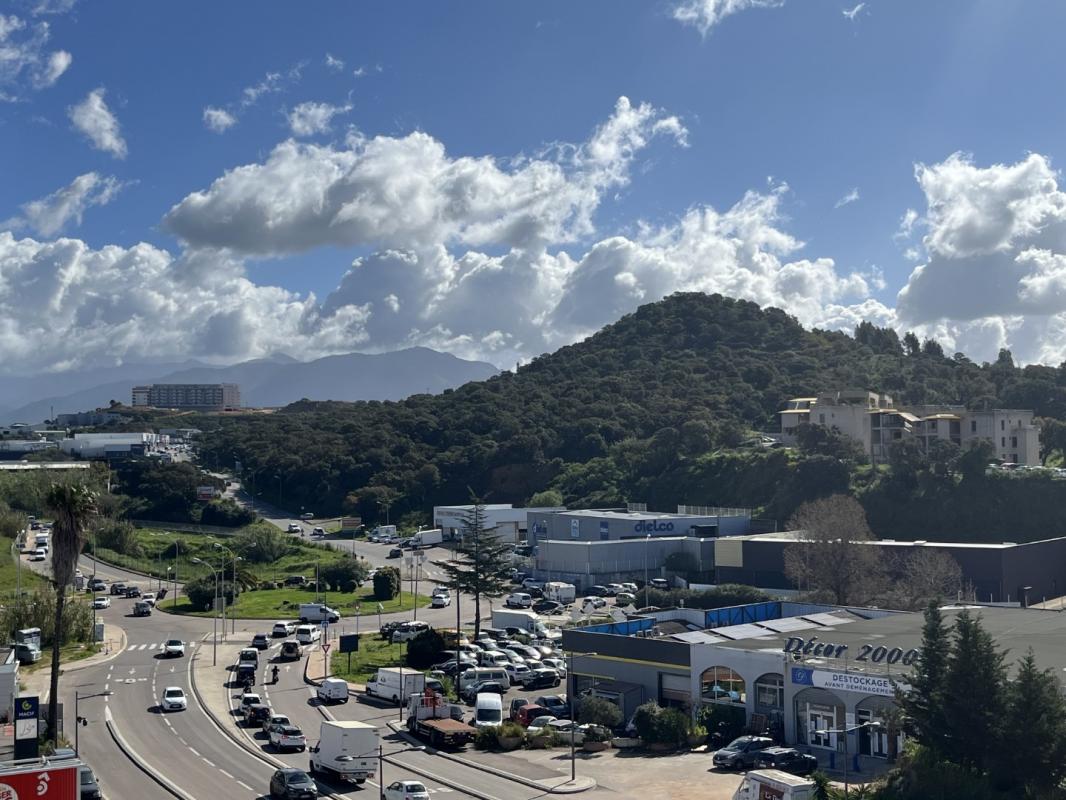 F3 LA PALMERAIE BT B BD LOUIS CAMPI AJACCIO