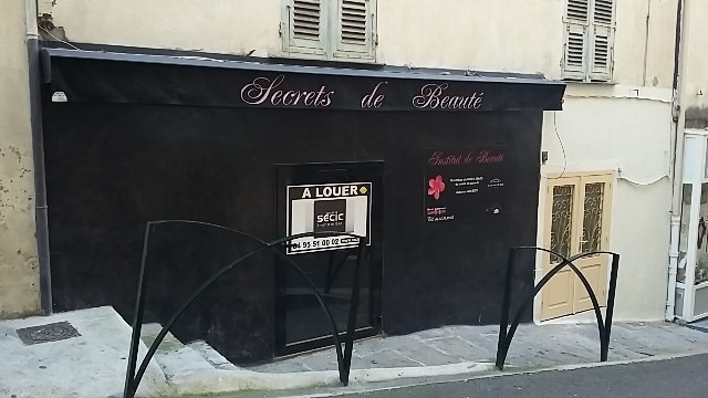 LOCAL COMMERCIAL 6 RUE DES TROIS MARIES AJACCIO